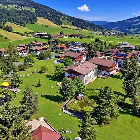 Apartamento In With A Reception Flachau